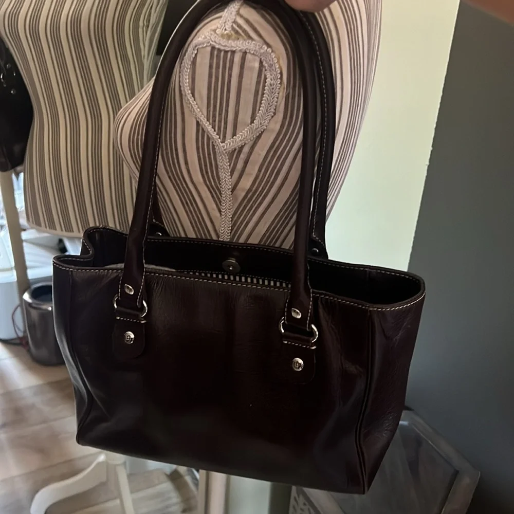 1 hour sale ♠️ Kate Spade, Elegant Dark Brown Leather Tote Bag